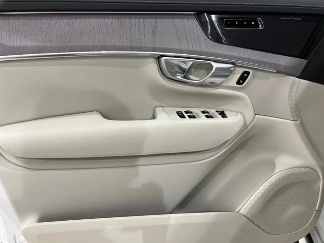 New 2026 Crystal White Volvo Ultra image 10