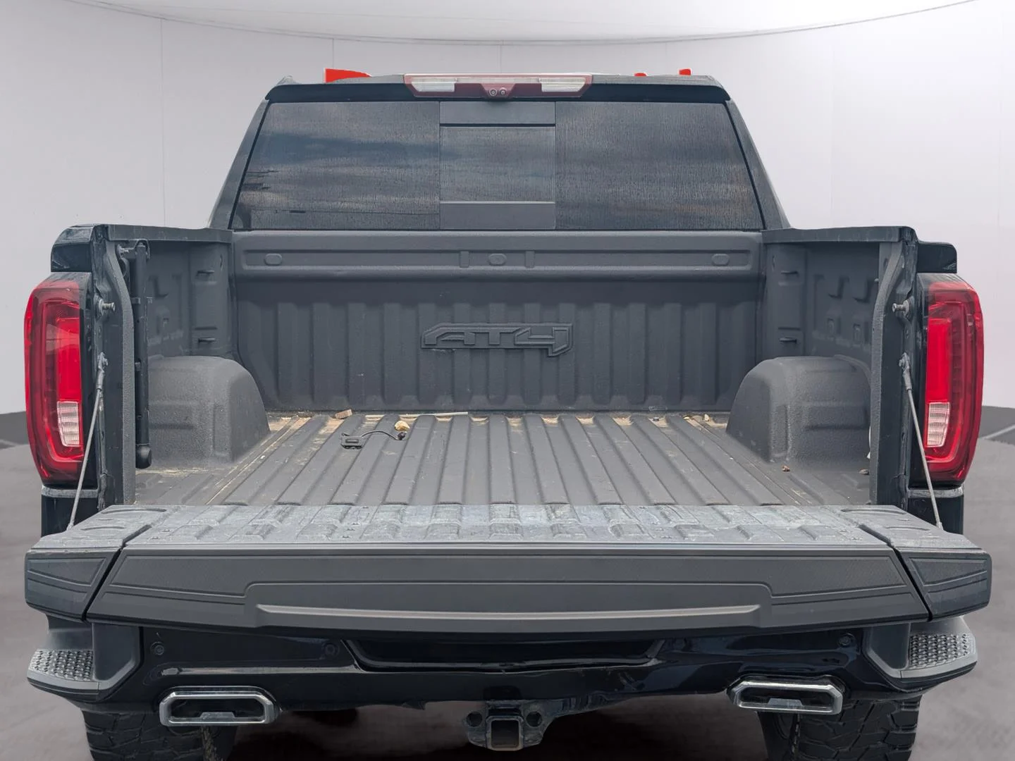 Used 2021 Onyx Black GMC AT4 image 9