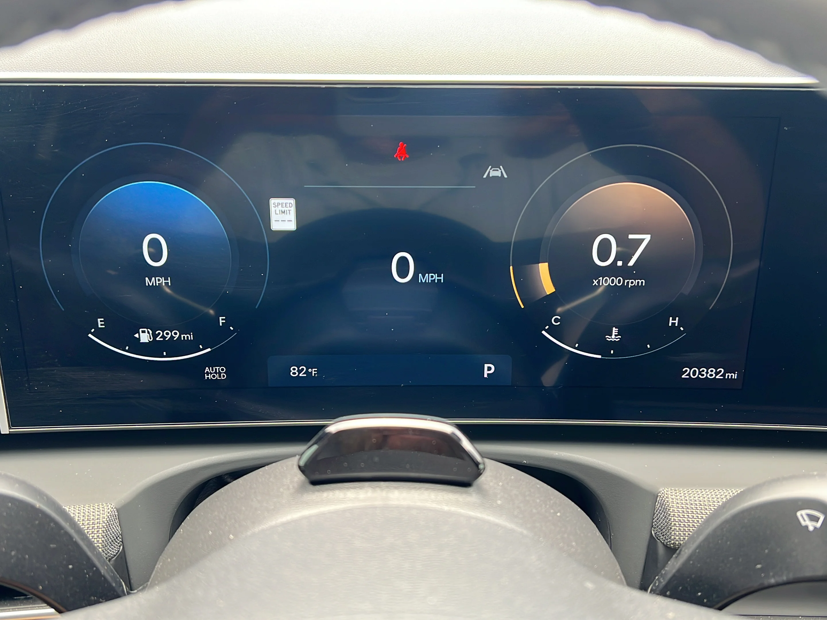 Used 2025 Sage Gray Hyundai Limited image 27