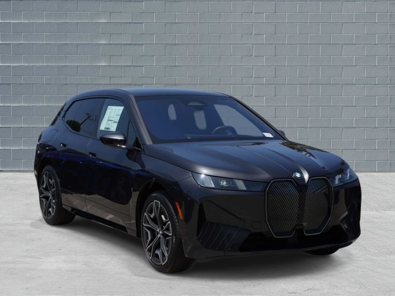 2026 BMW iX xDrive45's photo