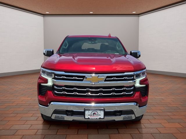 Used 2024 Red Chevrolet LTZ image 33