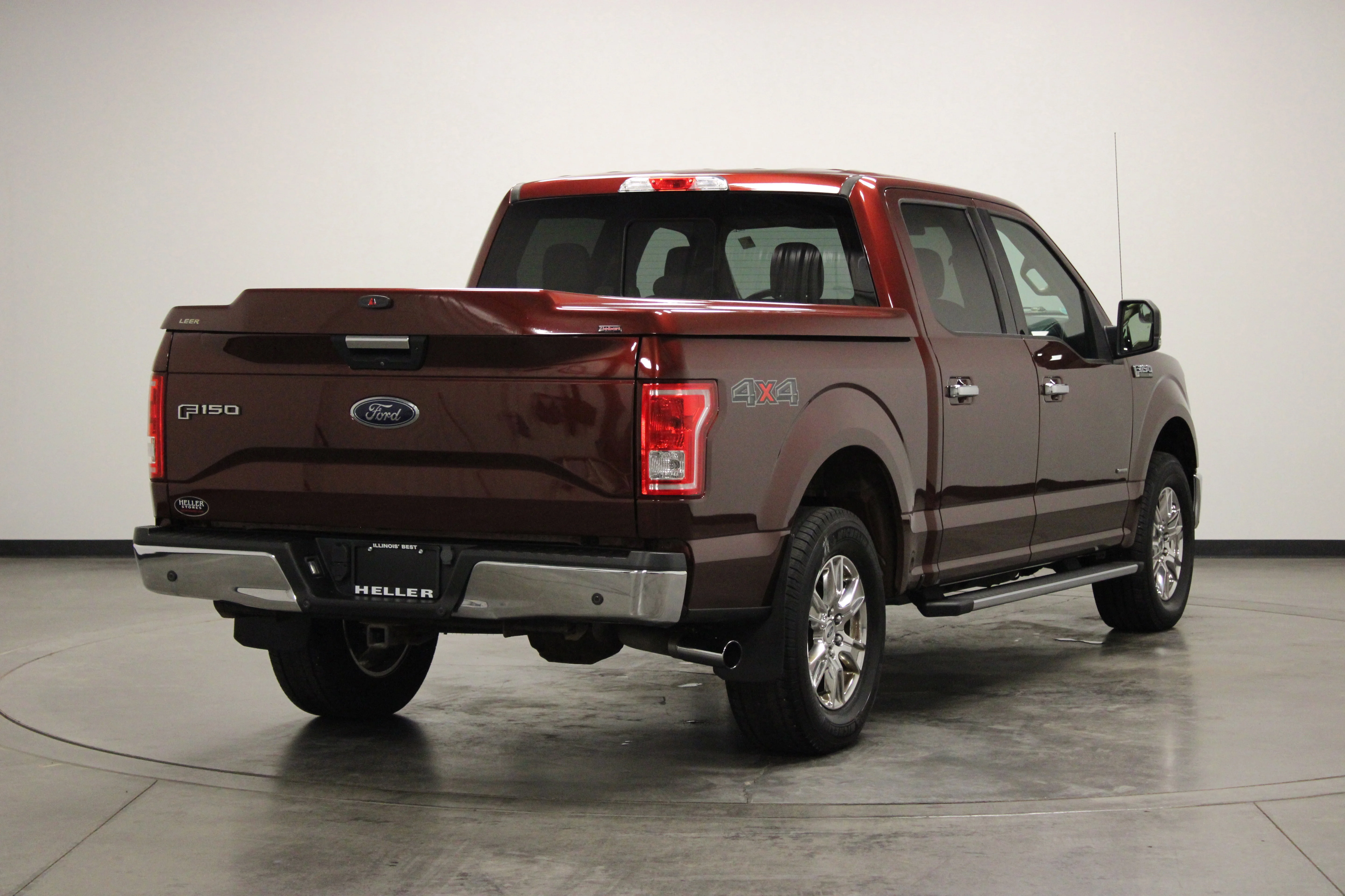 Used 2016 Bronze Ford XLT image 8