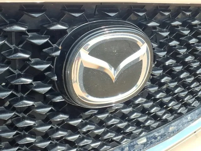 Used 2024  Mazda 2.5 S Preferred Package image 25