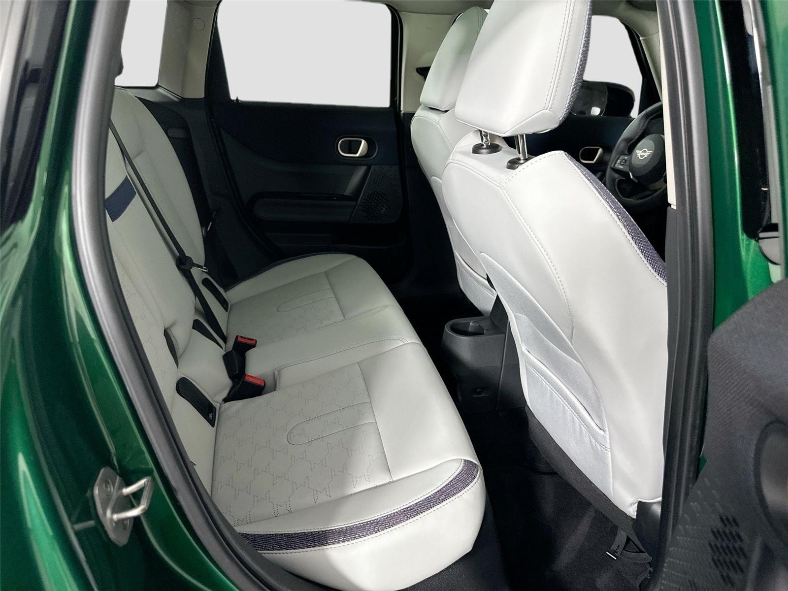 Used 2025 British Racing Green IV Metallic MINI Cooper S image 22