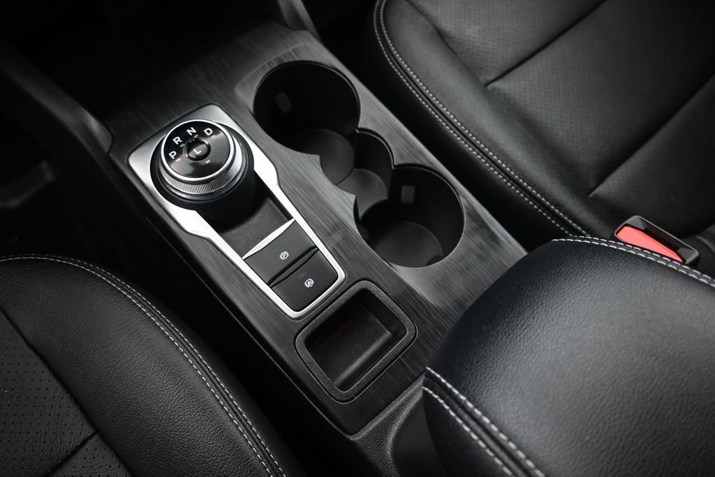 Used 2025 Silver Ford Active image 29