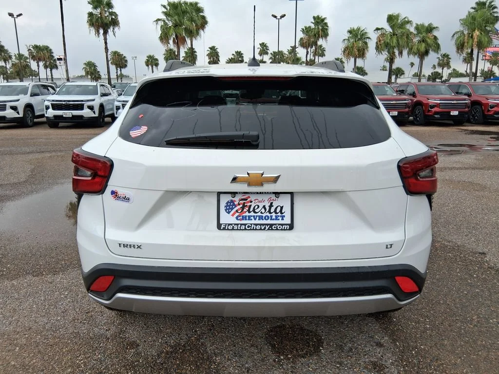 2026 Chevrolet Trax LT - Photo 5