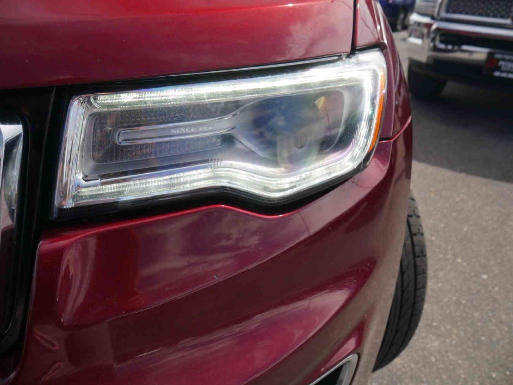 Used 2017 Red Jeep Overland image 25