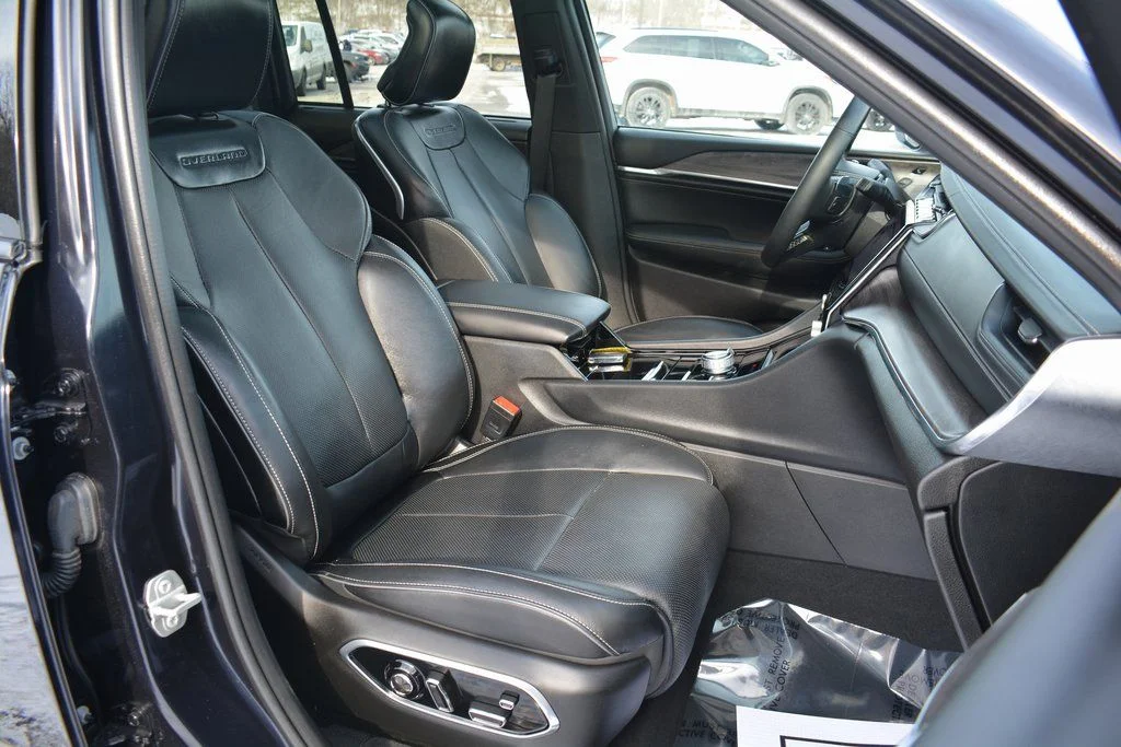 2024 Jeep Grand Cherokee Overland 4xe - Photo 23