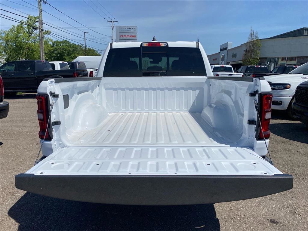 New 2026 Bright White Clear-Coat Exterior Paint RAM Warlock image 13
