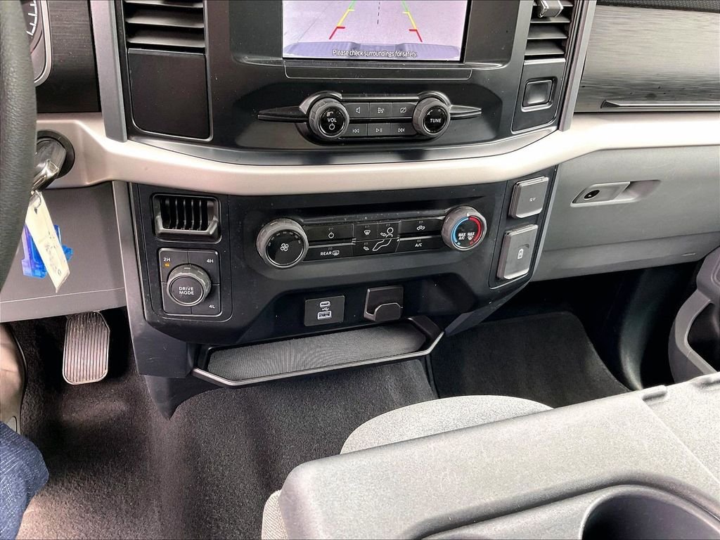 Used 2023 Silver Ford XLT image 25