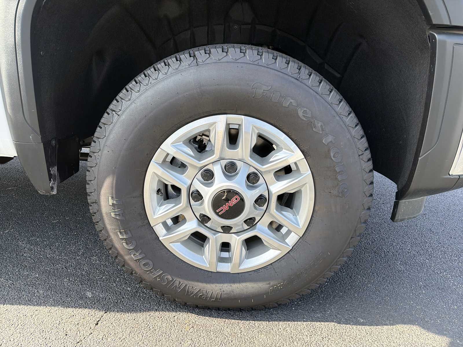New 2025 Summit White GMC Pro image 9