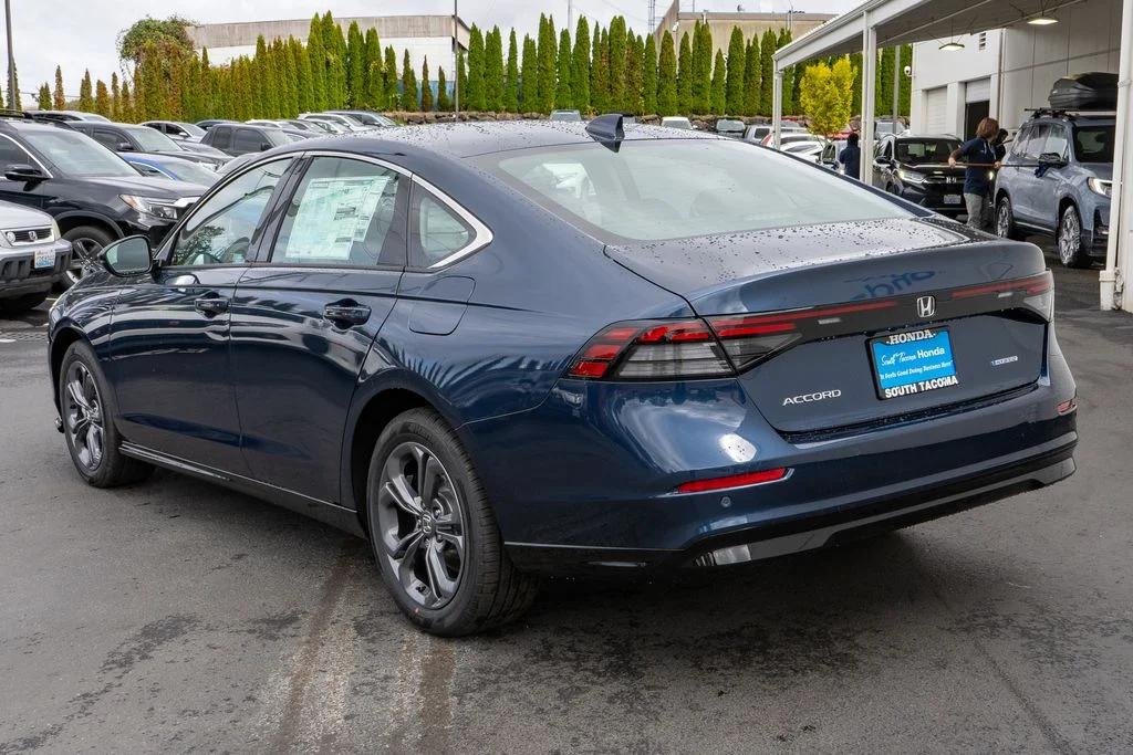 New 2026 Canyon River Blue Metallic Honda EX-L image 8