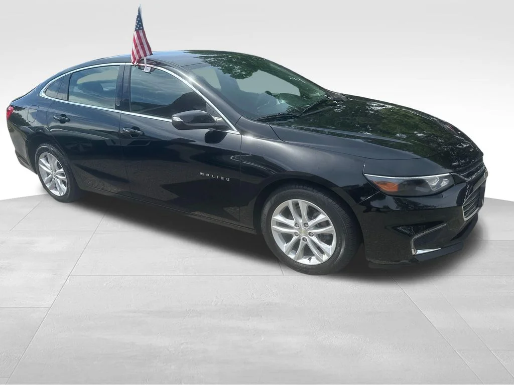 Used 2018 Black Chevrolet LT image 25