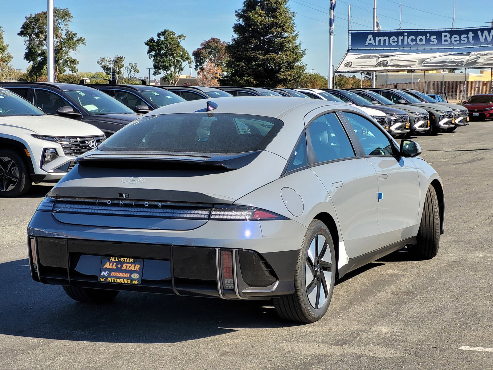 2025 Hyundai Ioniq 6 SE photo 2