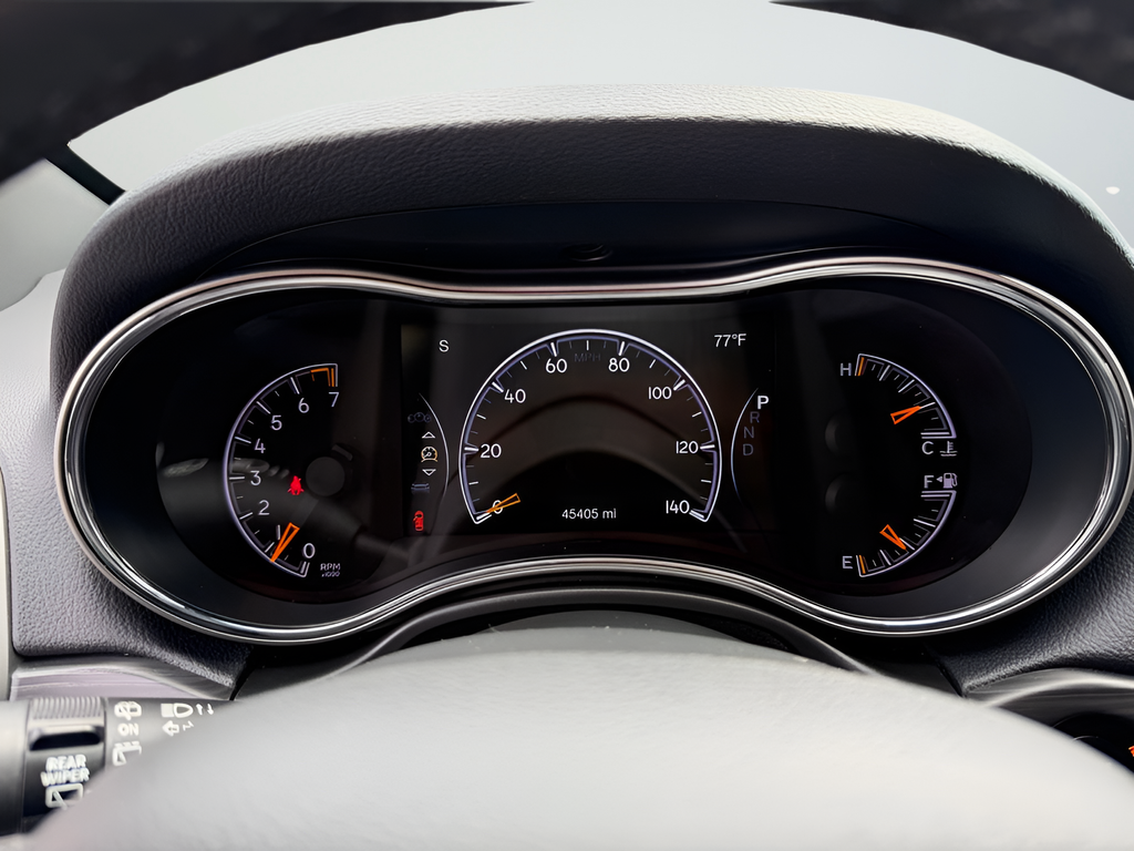 Used 2022 Red Jeep Laredo X image 13