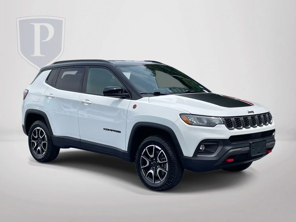 Certified Used 2025 White Jeep Trailhawk image 2