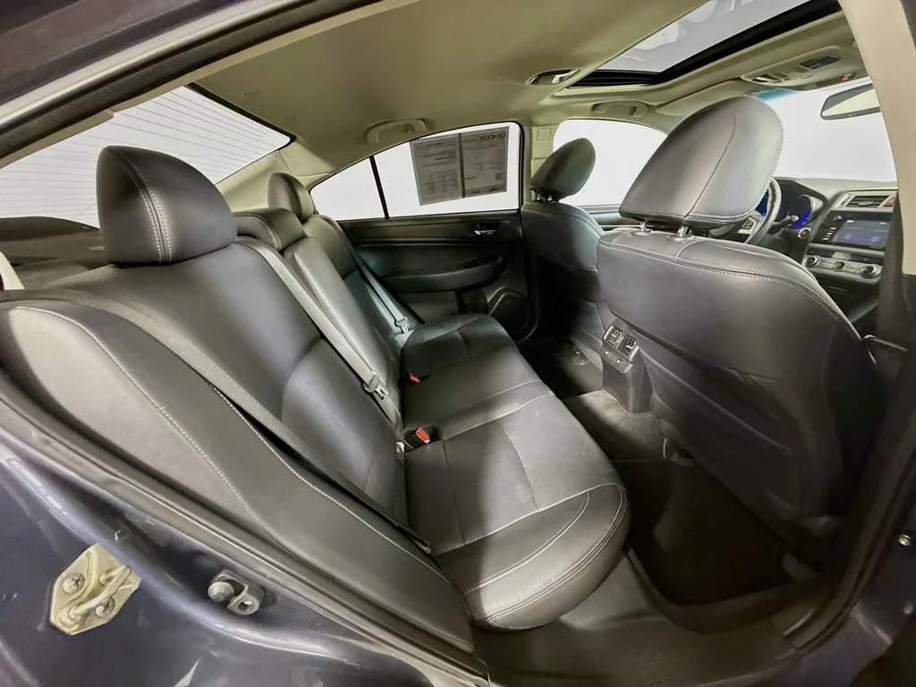 Used 2015 Carbide Gray Metallic Subaru 3.6R Limited image 30