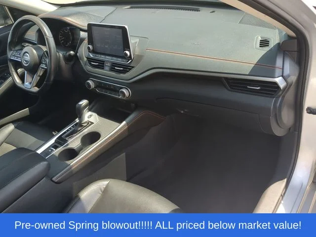 Used 2020 Silver Nissan 2.5 SR image 47