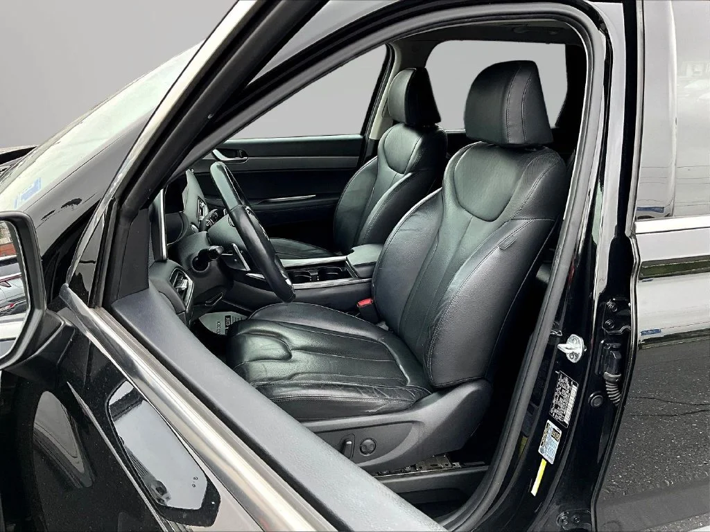 Used 2021 Black Hyundai SEL image 26