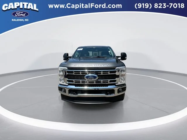 Used 2024 Gray Ford XLT image 3