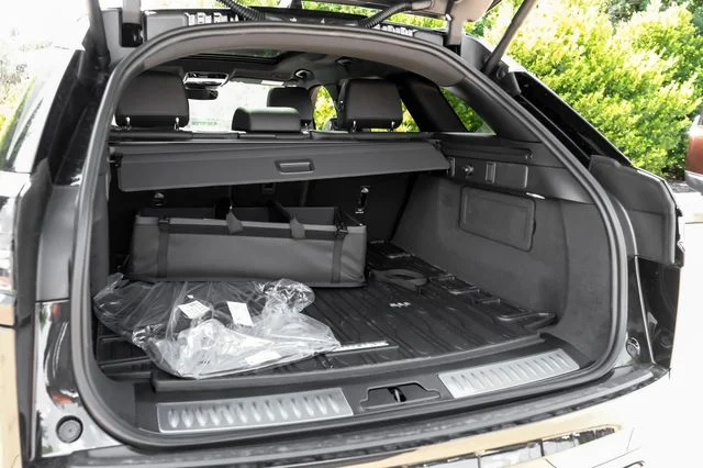 New 2026 Black Land Rover S image 58