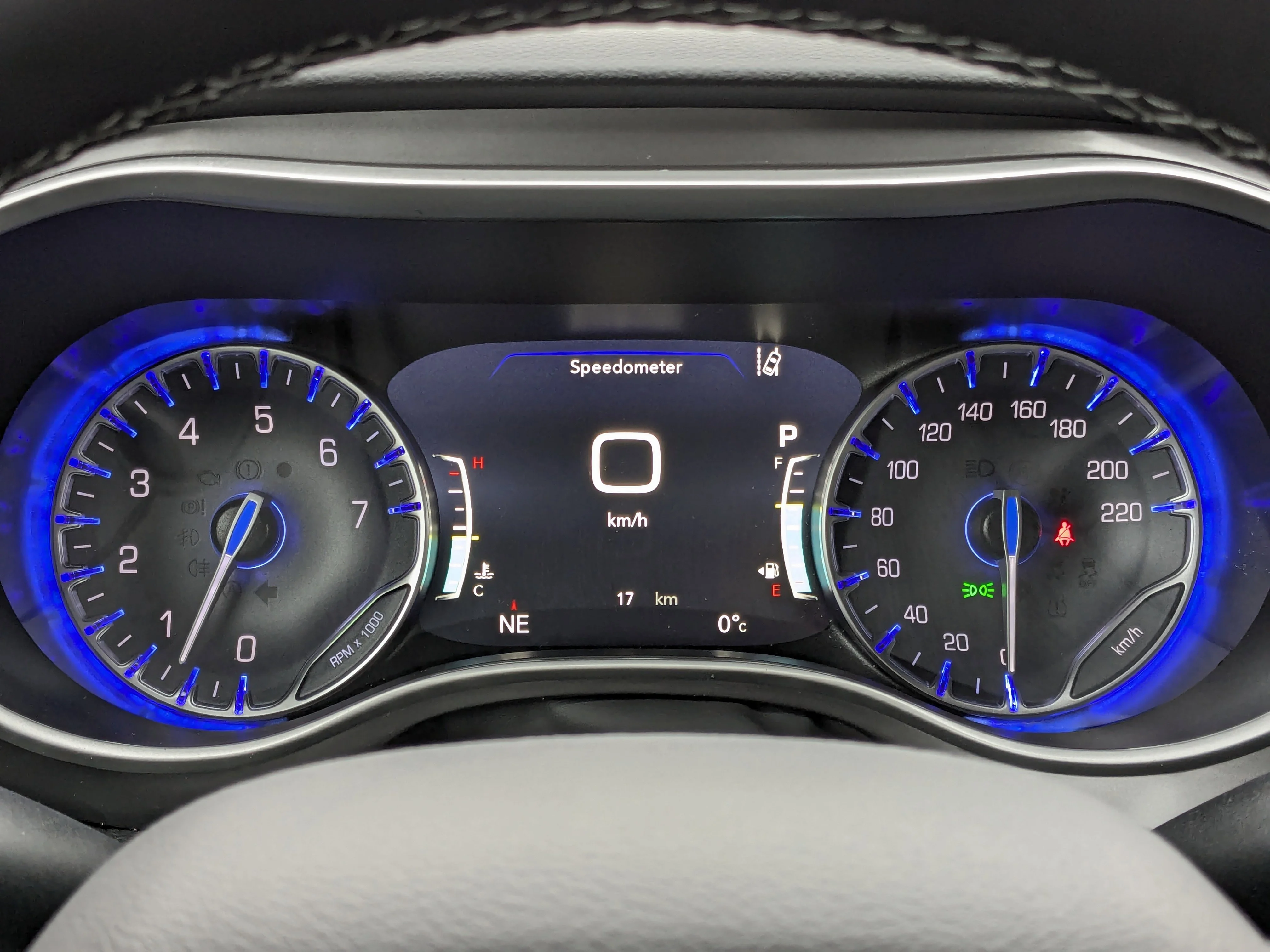 New 2026 Black Chrysler SXT - Power Liftgate - Power Sliding Doors - Leather - Remote Starter & Tons More! image 19
