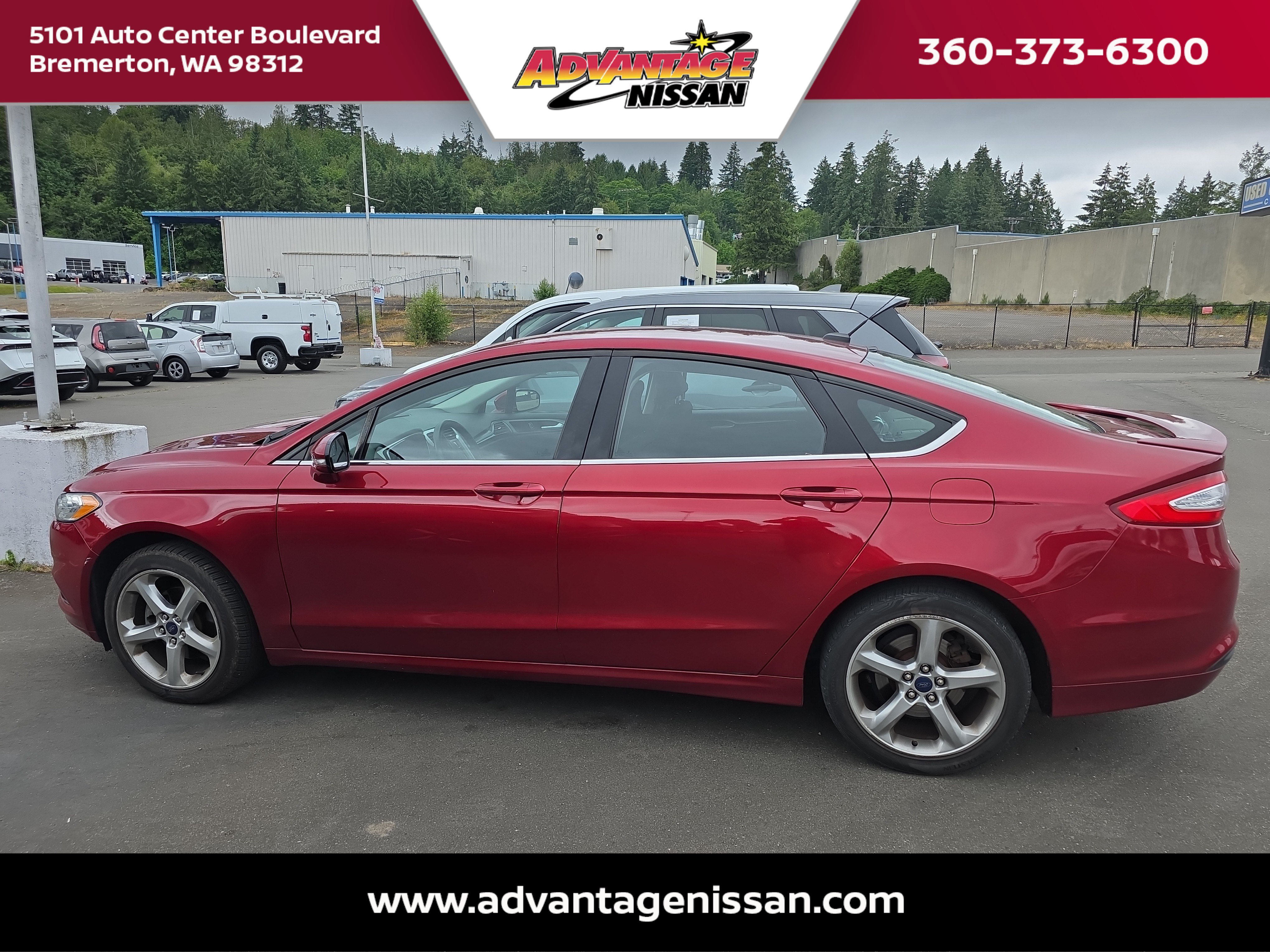 Used 2016 Ruby Red Metallic Ford SE image 2