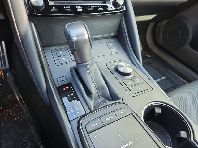 2025 Lexus IS 350 F SPORT - Photo 19