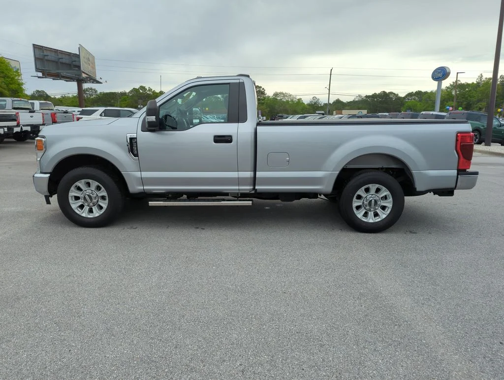 Used 2022 Silver Ford XLT image 8