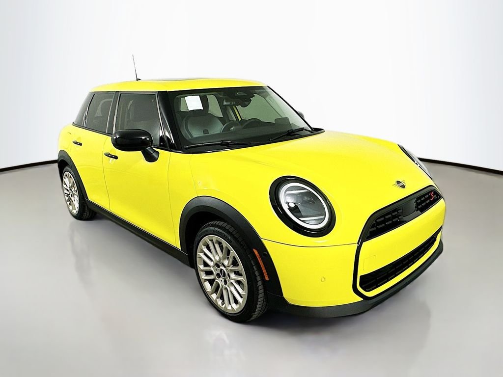 Pre-Owned 2025 MINI Cooper S Signature Plus 4D Hatchback in Austin