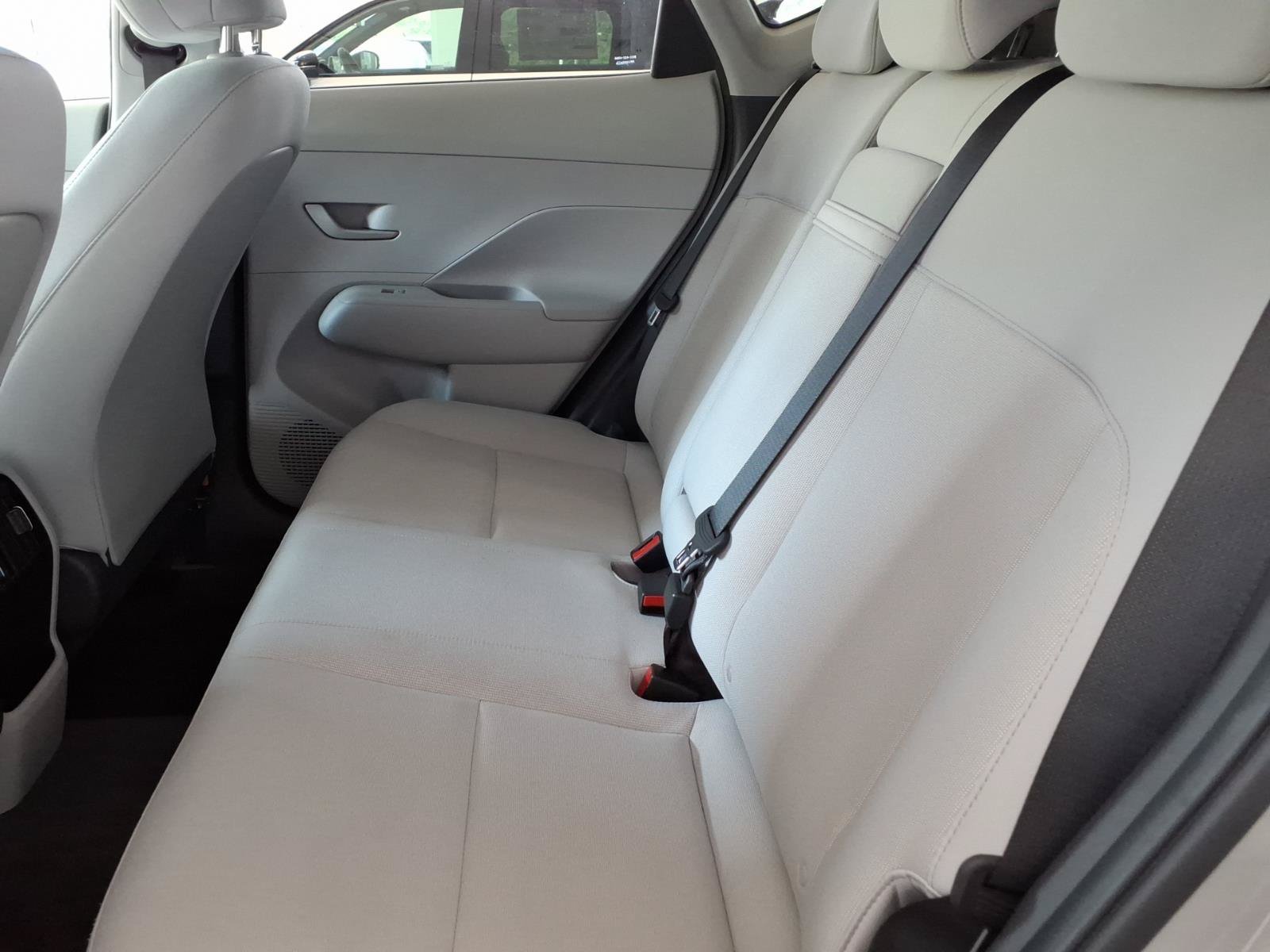2024 Hyundai Kona SEL - Photo 13