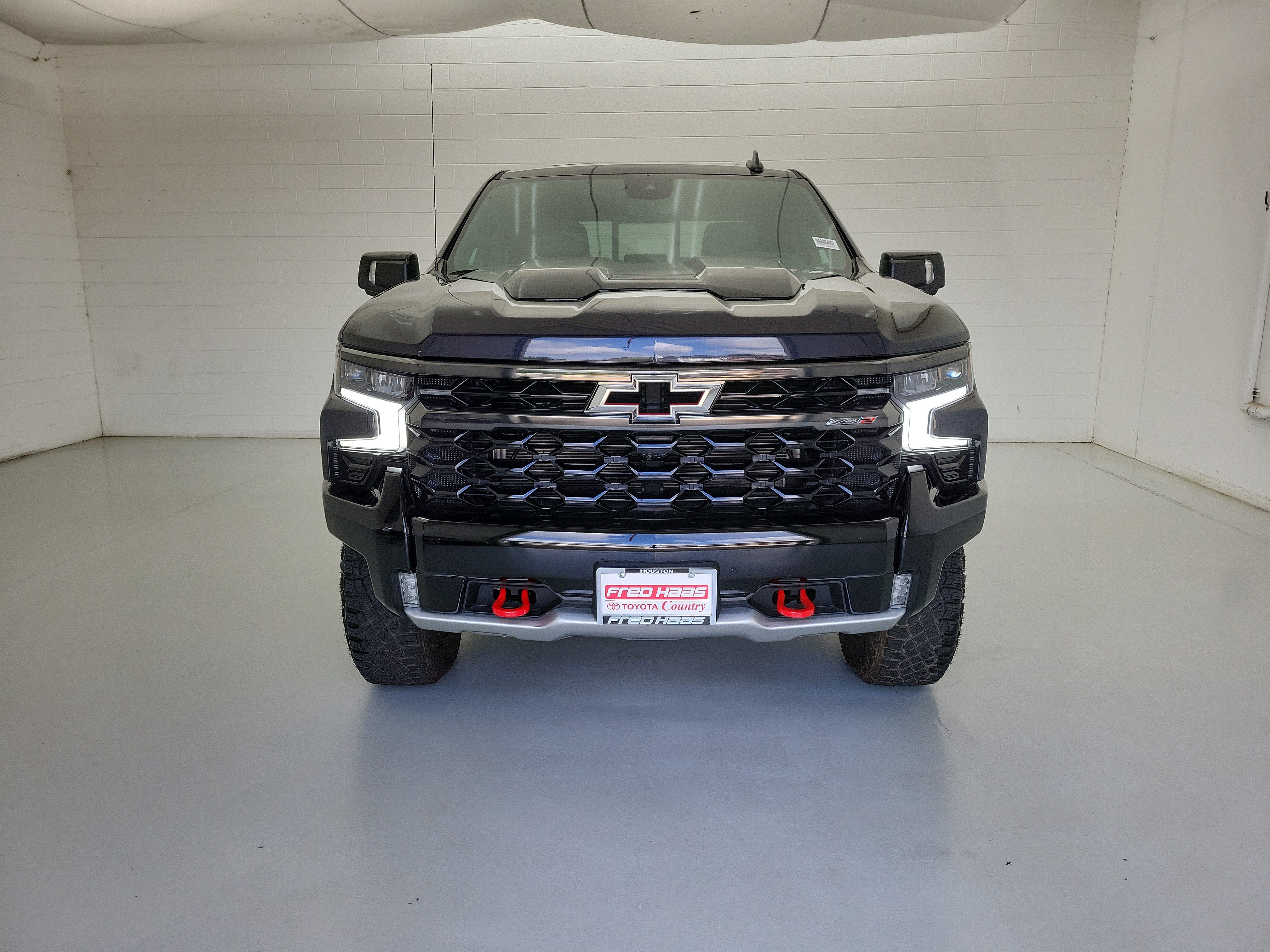 Used 2023 Dark Ash Metallic Chevrolet ZR2 image 3