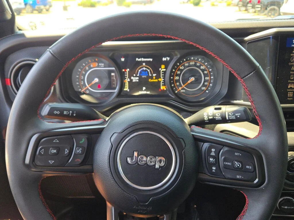 Used 2024 Gray Jeep Rubicon image 25