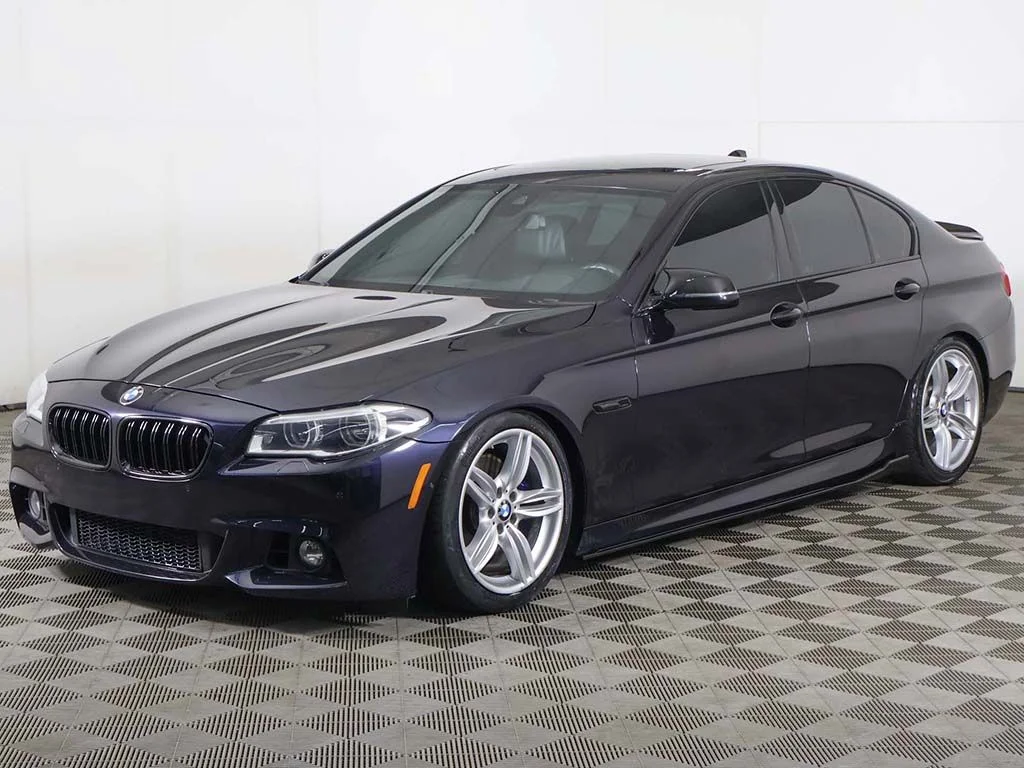 Used 2015 Carbon Black Metallic BMW 550i image 10