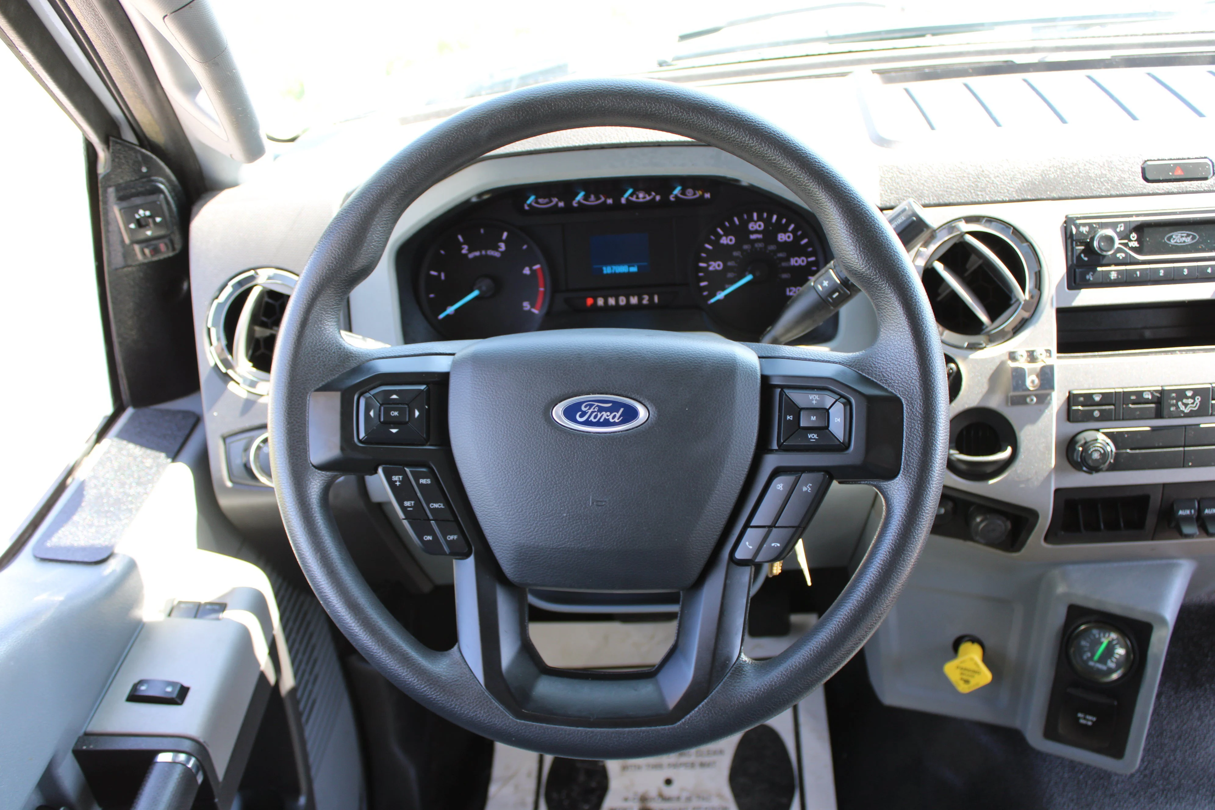 Used 2021 Oxford White Ford Base image 18