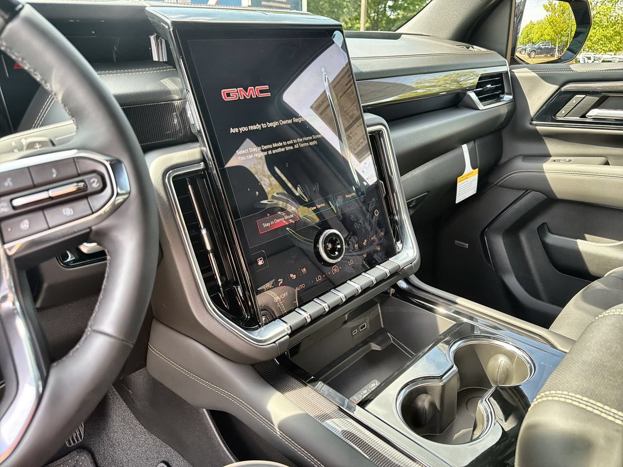 2026 GMC Yukon XL Elevation - Photo 11