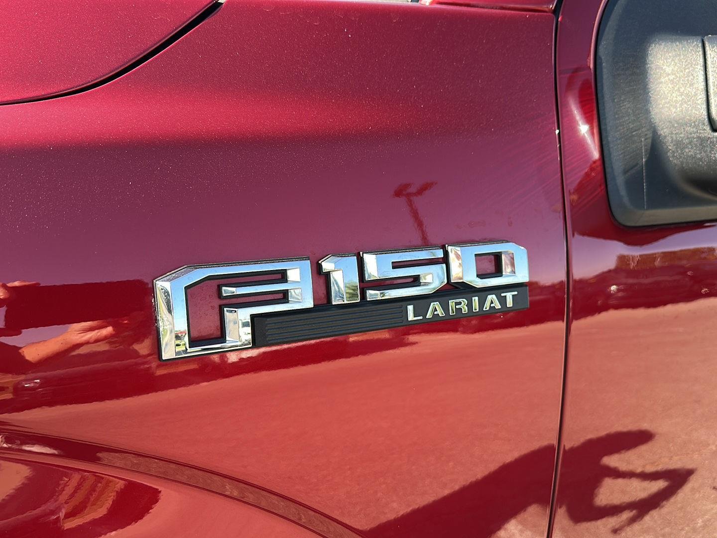 Used 2019 Ruby Red Metallic Tinted Clearcoat Ford LARIAT image 11