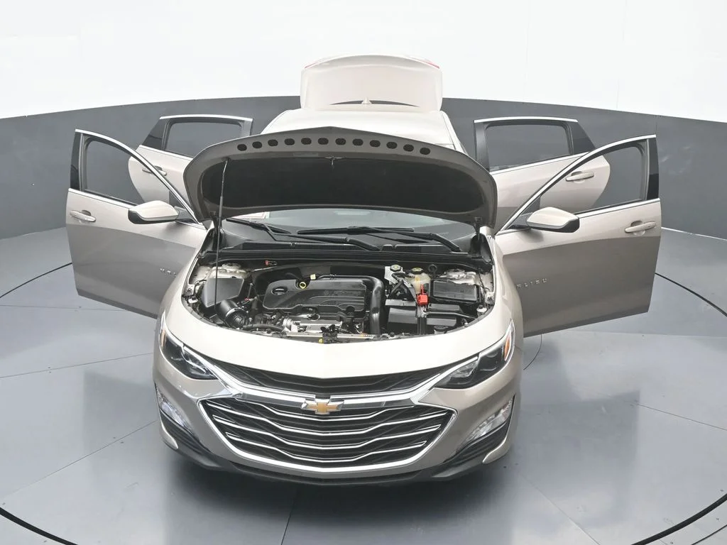 Used 2024 Mineral Gray Metallic Chevrolet LT image 70