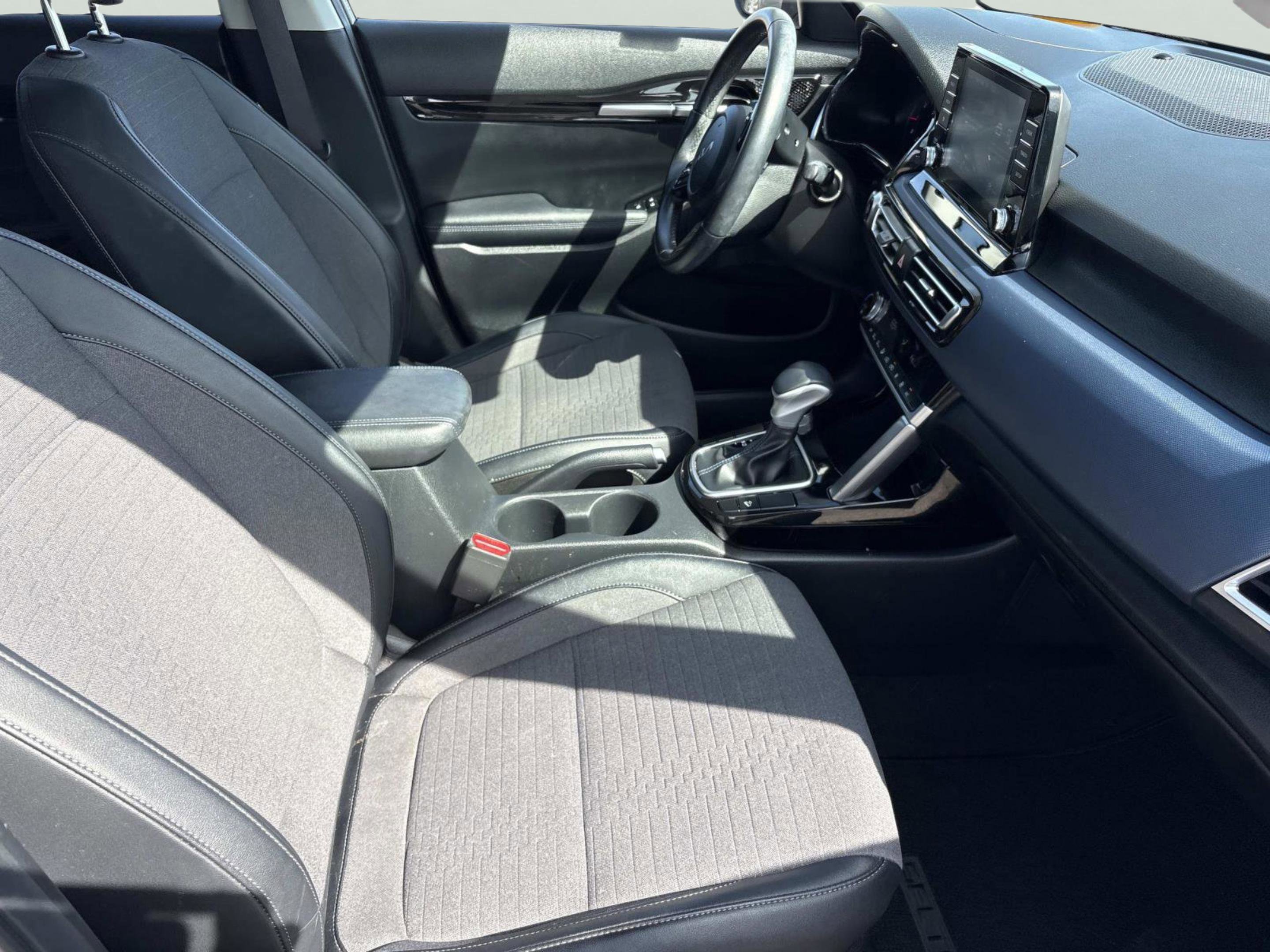2023 Kia Seltos S - Photo 22