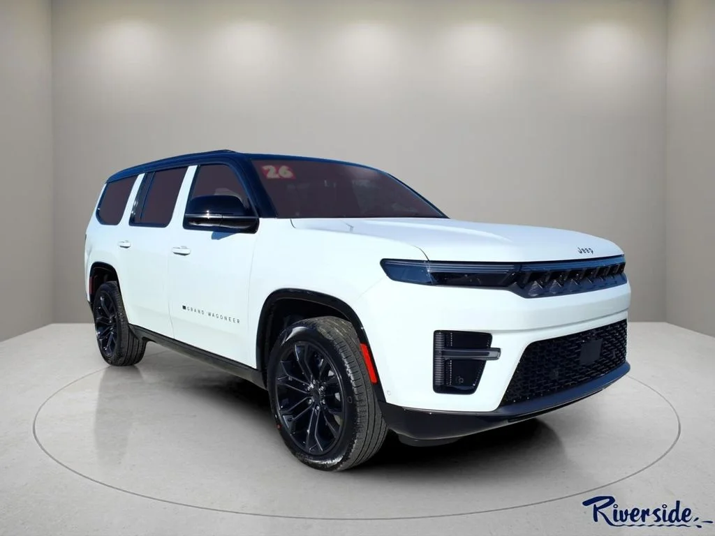 New 2026 Bright White Clear-Coat Exterior Paint Jeep Summit Reserve image 1