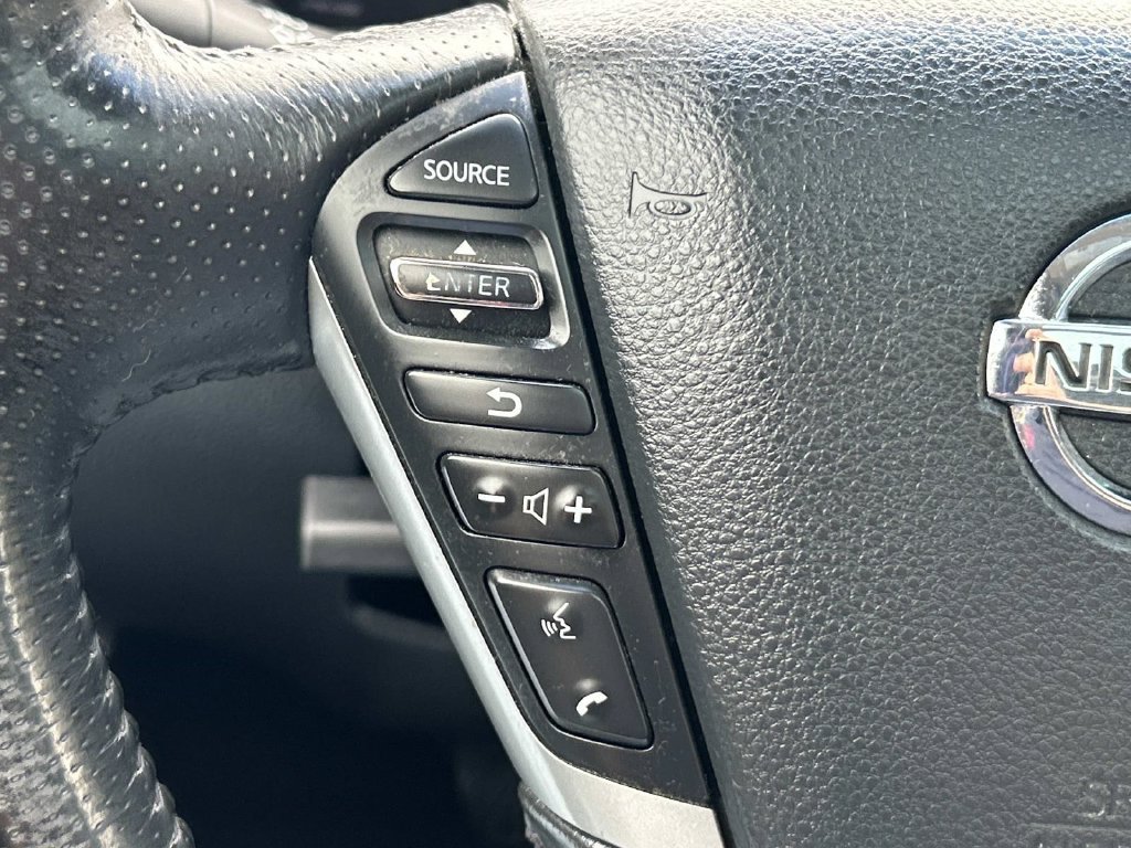 Used 2014 Gray Nissan SL image 23