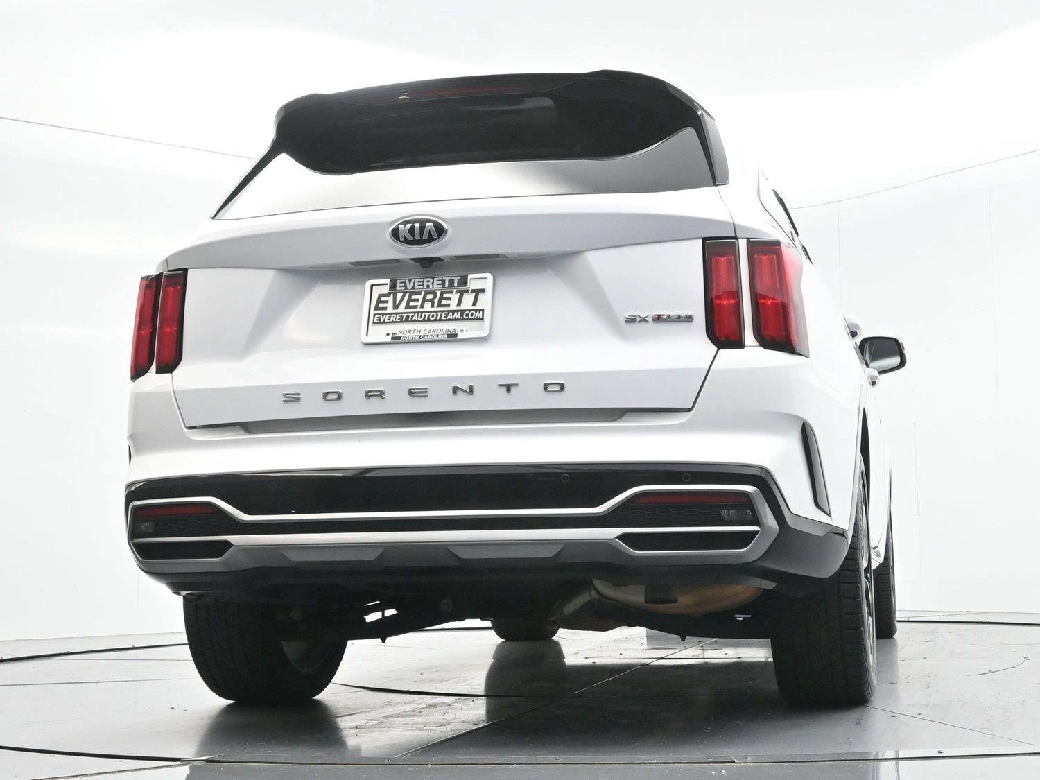 Used 2021 Glacial White Pearl Kia SX image 55