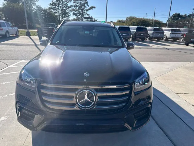 Used 2026 Black Mercedes-Benz GLS 450 image 2