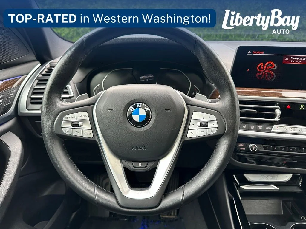 Used 2022 Black BMW xDrive30i image 45