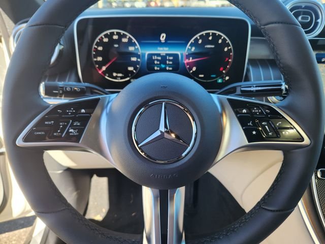 Used 2026 Polar White Mercedes-Benz GLC 300 image 18