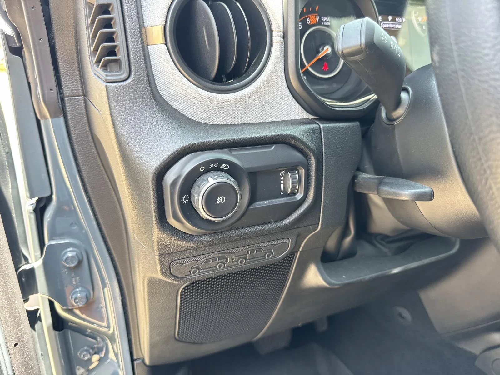 Used 2025 ANVIL CLEARCOAT Jeep Sport image 20