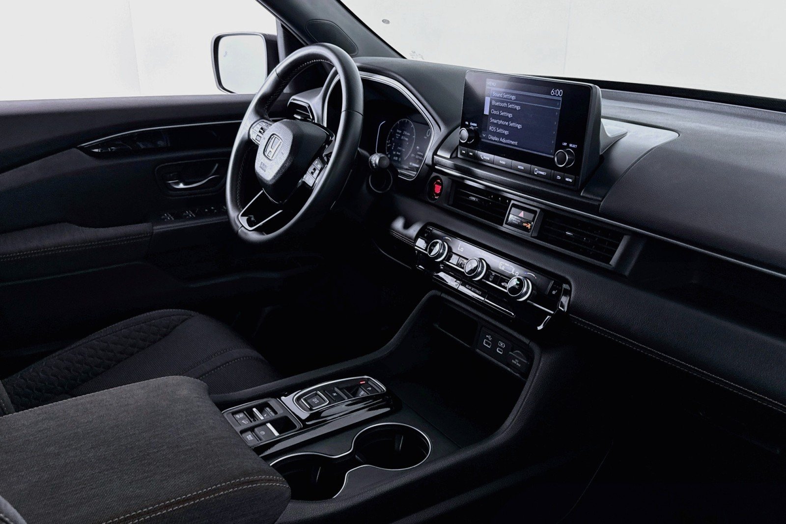 Used 2024 CRYSTAL BLACK Honda Sport AWD image 17