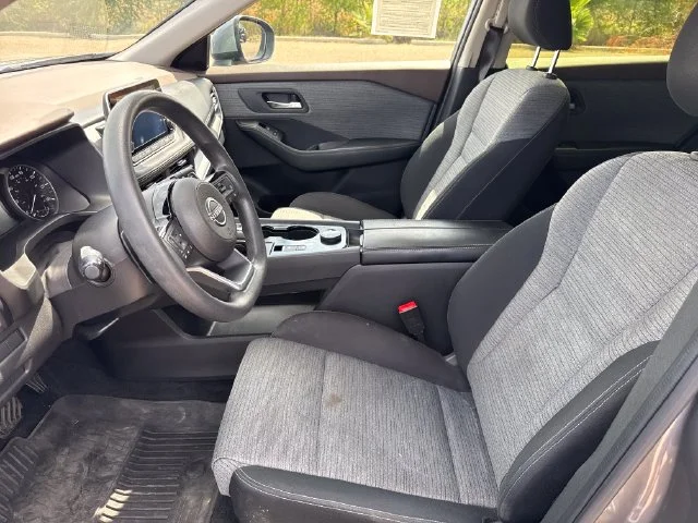 Used 2023 Gray Nissan SV image 10