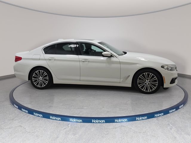 Used 2018 Alpine White BMW 530i xDrive image 5