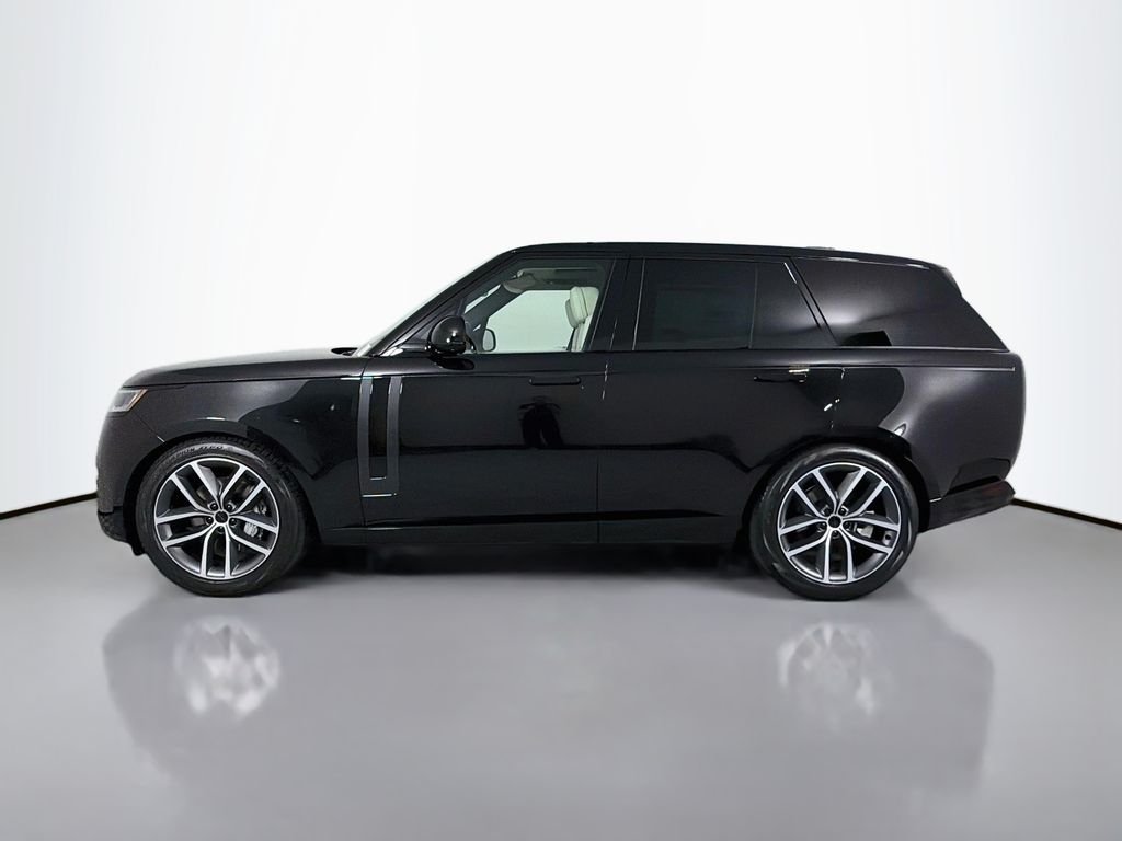 New 2026 Santorini Black Land Rover SE image 8